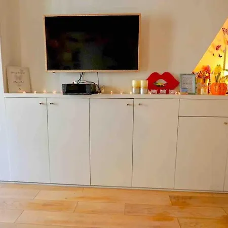 Modern Designed Apartment@ Beaubourg Apartamento *